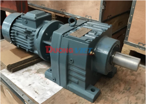 Hình thực tế Động cơ giảm tốc ABB-TBB Loại R, chân đế